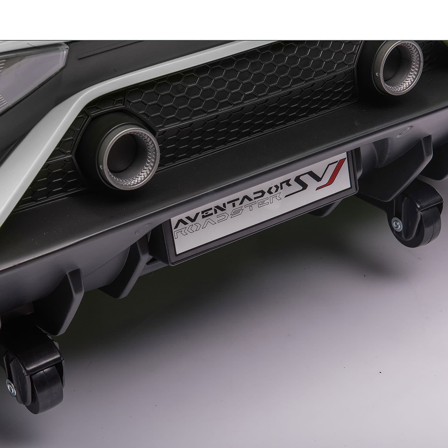 Lamborghini Aventador SVJ 24V Kids Ride-On Car with R/C Parental Remote | Green